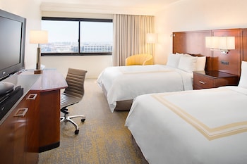 Room, 1 King Bed (Concierge Lounge Access)