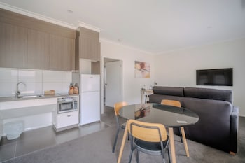 One Bedroom Apartment