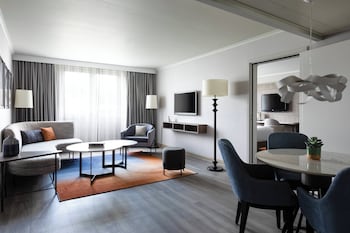 Suite, 1 King Bed