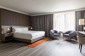 Executive Room, 1 King Bed