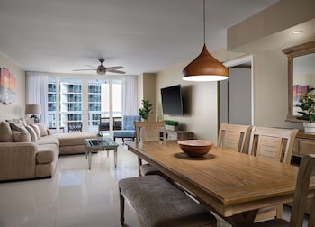 Condo, 2 Bedrooms