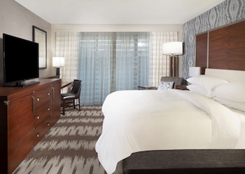 Family Suite, 2 Bedrooms (1 King & 2 Double Beds)