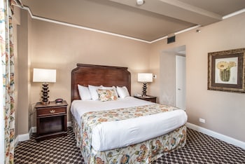 Honeymoon Suite (Spa Access)
