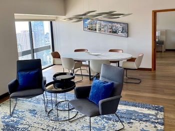 Luxury Suite