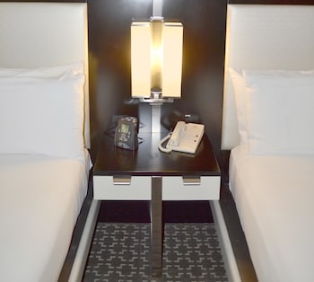 Room, 2 Double Beds, Accessible, Non Smoking