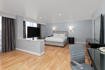 Presidential Suite, 1 King Bed, Non Smoking