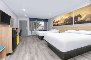 Room, 2 Double Beds, Smoking