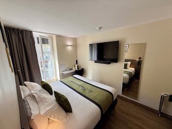 Superior Room, 1 King Bed, Non Smoking