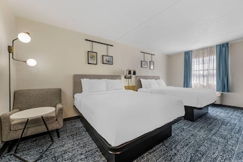 Suite, 2 Queen Beds, Non Smoking (Efficiency)