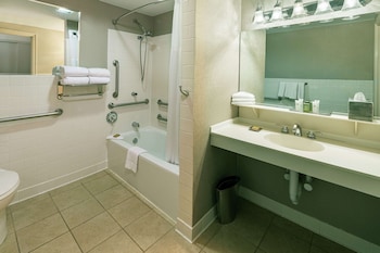 Room, 2 Double Beds, Accessible, Bathtub (Mobility & Hearing)