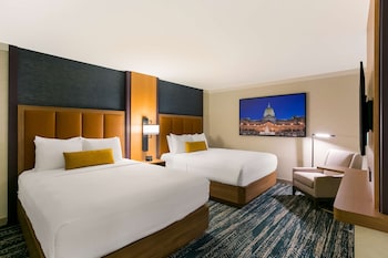 Suite, Multiple Beds, Accessible, Refrigerator & Microwave (Dining Table)