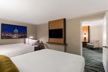 Suite, Multiple Beds, Accessible, Refrigerator & Microwave (Dining Table)