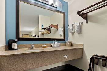 Standard Room, 1 King Bed, Non Smoking, Refrigerator & Microwave