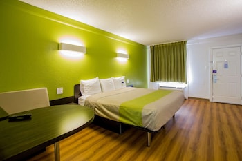 Standard Room, 1 King Bed, Non Smoking