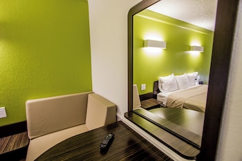Standard Room, 2 Double Beds, Non Smoking