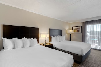 Standard Room, 2 Queen Beds, Non Smoking (Pet Friendly)