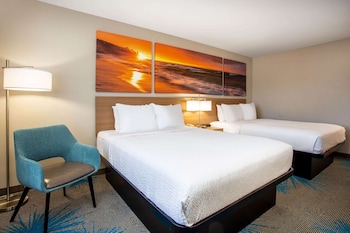 Room, 2 Queen Beds, Non Smoking