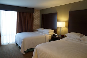 Suite, Accessible, Non Smoking (Hearing)
