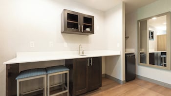 Suite, 2 Queen Beds