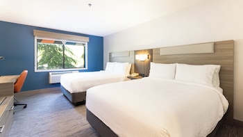 Standard Room, 2 Queen Beds