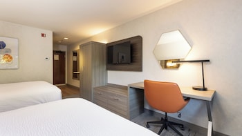 Standard Room, 2 Queen Beds