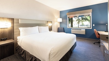 Standard Room, 1 Queen Bed, Accessible (Communications)