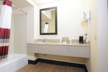 Deluxe Room, 1 King Bed (Smoke Free)