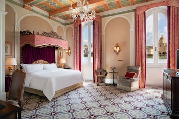 Premium Room, 1 King Bed, River View