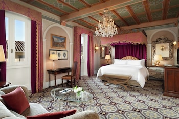 Premium Room, 1 King Bed