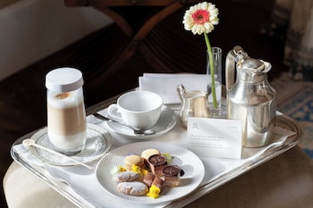 Presidential Suite, 1 King Bed, Terrace, River View