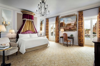 Premium Room, 1 King Bed, River View