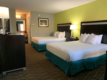 Standard Room, 2 Queen Beds, Non Smoking, Refrigerator & Microwave