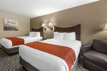 Standard Room, 2 Queen Beds, Non Smoking, Refrigerator & Microwave