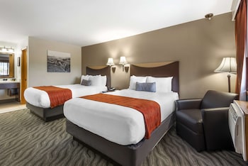Standard Room, 2 Queen Beds, Non Smoking, Refrigerator & Microwave (Pet Friendly)