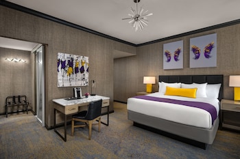Premier King Room