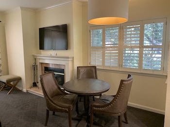 Signature Suite, 1 Bedroom, Non Smoking, Hot Tub