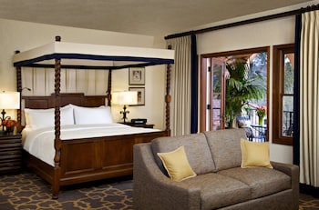 Suite, 1 King Bed (Mission Spa)
