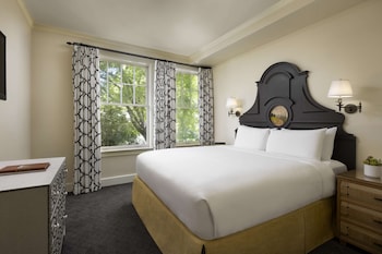 Fairmont, Studio, 1 King Bed, Non Smoking