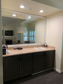 Signature Suite, 1 Bedroom, Non Smoking, Hot Tub