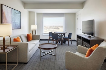 Suite, 1 Bedroom, City View