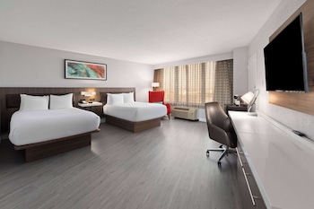 Room, 2 Double Beds, Accessible, Non Smoking (Mobillity Access, Roll-In Shower)
