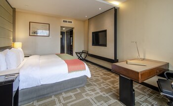 Premier King Room
