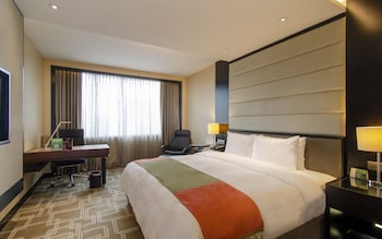 Premier King Room