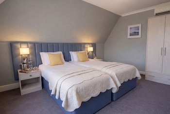 Standard Room, 2 Twin Beds, Non Smoking, Balcony