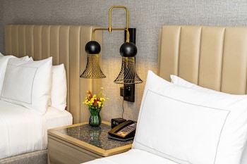 Room, 2 Queen Beds