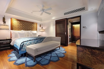 Premium Room, 1 King Bed, Mezzanine (Singaraja Space Access)