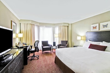 Premier Room, 1 King Bed
