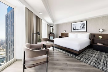 Room, 1 King Bed, Corner