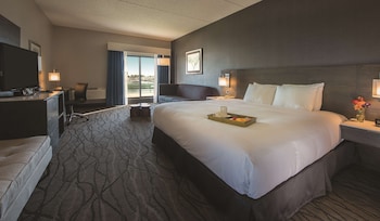 Room, 1 King Bed, Non Smoking, Marina View