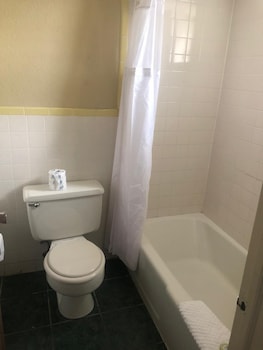 Standard Room, 1 King Bed, Smoking